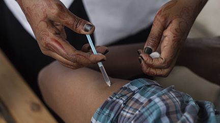 Première phase de la&nbsp;campagne de vaccination contre le Covid-19 à l'hôpital de&nbsp;Mbagathi à Nairobi au Kenya le 12 avril 2021. (ROBERT BONET / NURPHOTO)