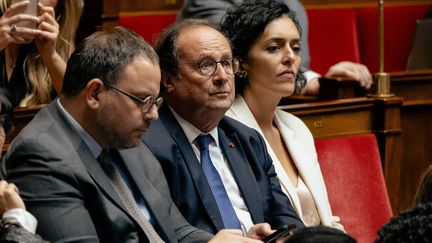 Regarder la vidéo Depuis son retour à l'Assemblée nationale, François Hollande cherche sa place dans l'arène politique