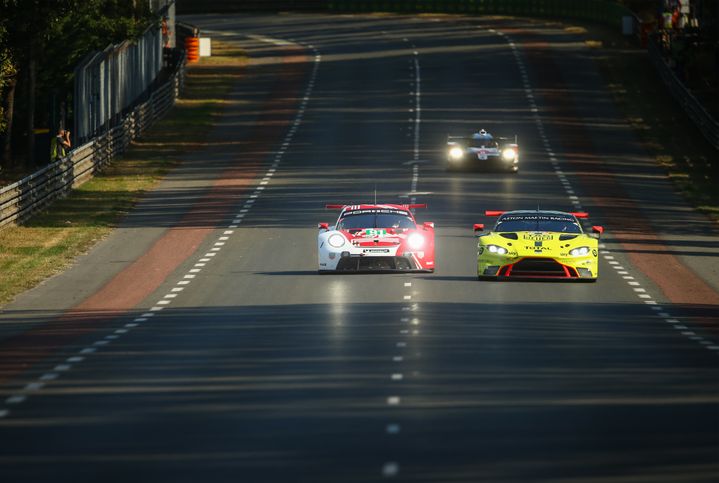 Porsche et Aston Martin en duel (FRANCOIS FLAMAND / DPPI MEDIA)