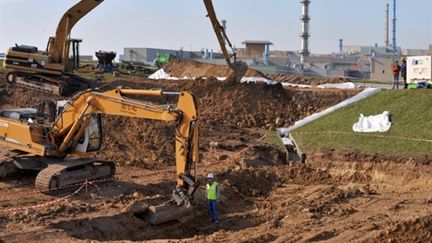 Centre de stockage de déchets nucléaires de la Manche en travaux. (AFP/MYCHELE DANIAU)