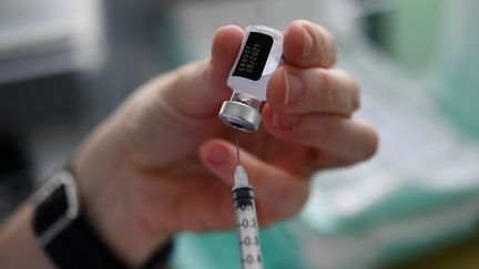 Covid-19 : en Corse, les vaccinations des jeunes sont menées en masse