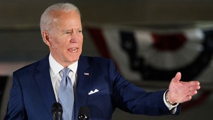 L'ancien vice-président et candidat à la primaire démocrate, Joe Biden, le 10 mars 2020 à Philadelphie (Pennsylvanie, Etats-Unis).&nbsp; (MANDEL NGAN / AFP)