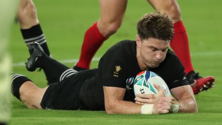 Beauden Barrett, joueur néo-zélandais, lors du match contre le Canada à la Coupe du monde de rugby 2019. (MASAHARUSUGIMOTO / YOMIURI)