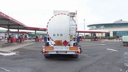 Pénurie de carburant : trois raffineries sont désormais débloquées