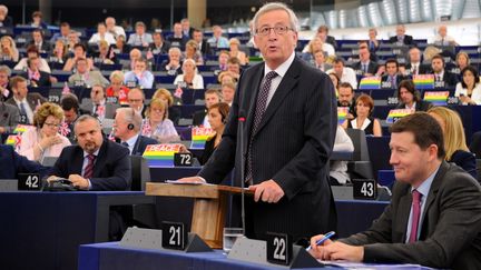 Jean-Claude Juncker, candidat &agrave; la t&ecirc;te de la Commission europ&eacute;enne, s'exprime devant les eurod&eacute;put&eacute;s &agrave; Strasbourg (Bas-Rhin), le 15 juillet 2014. (DURSUN AYDEMIR / ANADOLU AGENCY / AFP)