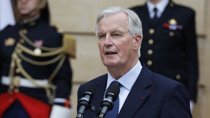 Michel Barnier, Premier ministre, à Matignon lors de la passation de pouvoir avec Gabriel Attal, à Paris, le 5 septembre 2024. (HENRI SZWARC / XINHUA)