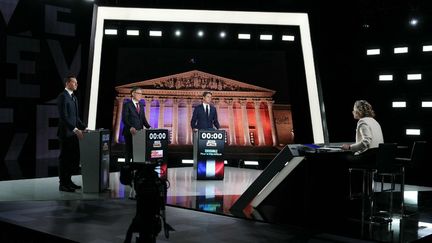 Jordan Bardella, Olivier Faure et Gabriel Attal, le 27 juin 2024 lors du débat sur France 2, à Paris. (DIMITAR DILKOFF / AFP)