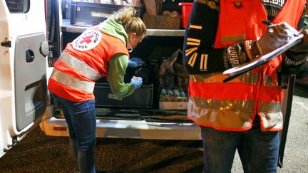 Red Cross volunteers in Valence (Drôme), in March 2020. (NICOLAS GUYONNET / HANS LUCAS)