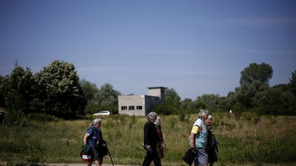 Si le nombre de morts exact n'est pas connu, on sait par les témoignages des anciens détenus que ce sont des centaines, voire des milliers, qui sont morts sur l'île.
 
 
 
 
 
 
 (REUTERS/Stoyan Nenov)