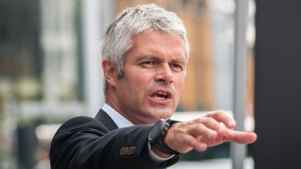 Accueil de migrants : Wauquiez appelle les élus de sa région à s'opposer