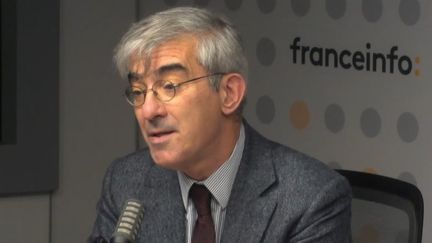 Le directeur de la rédaction du Figaro, Alexis Brézet, invité de franceinfo le 14 décembre 2021 (FRANCEINFO / RADIO FRANCE)