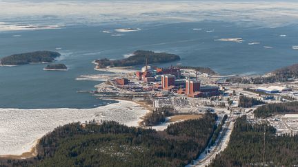 La centrale nucléaire d'Olkiluoto, en Finlande, le 10 mars 2021. (TAPANI KARJANLAHTI / TVO / AFP)