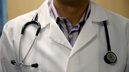 Le nombre de m&eacute;decins en activit&eacute; r&eacute;guli&egrave;re est en baisse en France depuis 2010, selon le Conseil national de l'ordre des m&eacute;decins. (GETTY IMAGES)