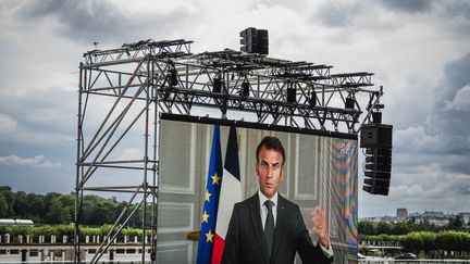 Le président de la République devant le Medef, le 28 août 2023, à Paris. (XOSE BOUZAS / HANS LUCAS / AFP)