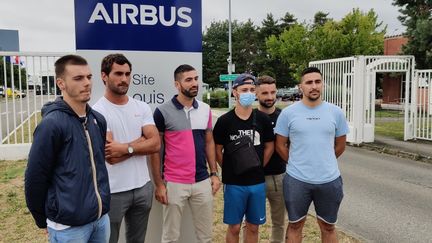 Devant l'usine Louis Breguet à Colomiers. (FRANCEINFO)