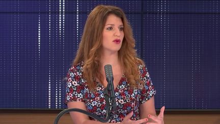 La ministre déléguée à la Citoyenneté Marlène Schiappa, invitée du 8h30 franceinfo dimanche 26 juillet 2020. (FRANCEINFO / RADIOFRANCE)