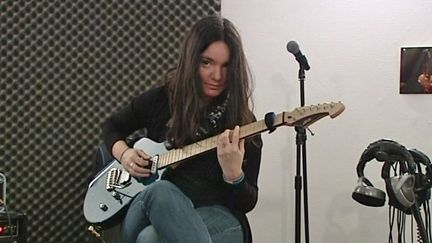 Anouck André, jeune virtuose de la guitare
 (France 3 / culturebox)