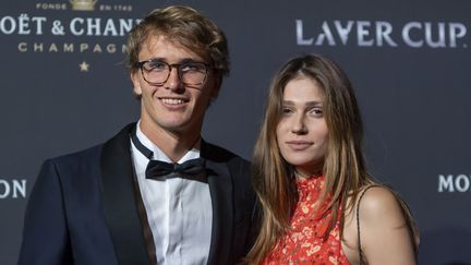 Alexander Zverev et Olga&nbsp;Sharypova posant à la soirée de gala en marge de la Laver Cup à Genève, le 19 septembre 2019.&nbsp; (MAXPPP)