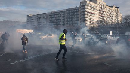 Un "gilet jaune" à Nantes, le 19 janvier 2019. (J?R?MIE LUSSEAU / HANS LUCAS)