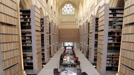 La salle de lecture de l'Imec, Institut mémoires de l'édition contemporaine, près de Caen (ici en 2012).
 (KENZO TRIBOUILLARD / AFP)