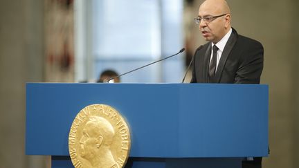 Mohamed Fadhel Mahfoudh prononce un discours lors de la cérémonie du Prix Nobel de la Paix à Oslo, Norvège, le 10 décembre 2015. (CORNELIUS POPPE / POOL NTB SCANPIX)