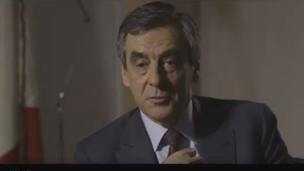 Capture d'écran du documentaire "Instincts primaires : Coulisses d'une élection". A l'écran : François Fillon. (C8)