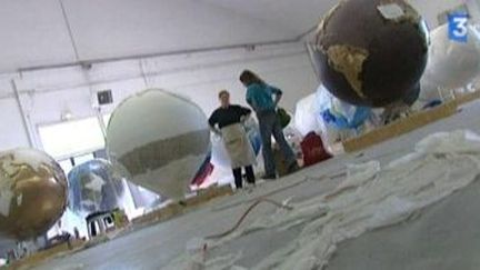 Marseille se prépare à accueillir Les Cool Globes
 (Culturebox)