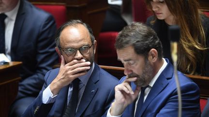 Le Premier ministre (à gauche) et Christophe Castaner, à l'Assemblée nationale le 15 mai 2018. (CHRISTOPHE SIMON / AFP)