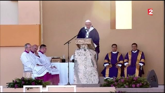 Au Mexique, le pape rend hommage aux migrants