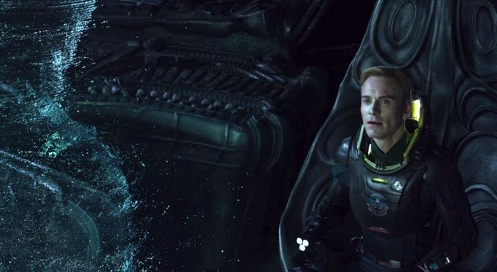 Michael Fassbender dans "Alien : Covenant" de Ridley Scott 
 (20th Century Fox)