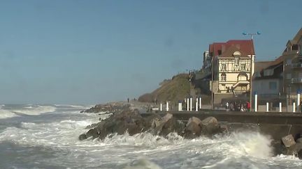 Tempête Eunice : le Nord de la France est sur le qui-vive