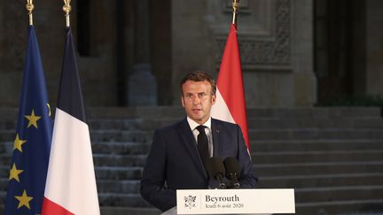 Emmanuel Macron lors d'une conférence de presse à Beyrouth (Liban), jeudi 6 août 2020. (THIBAULT CAMUS / POOL / AFP)