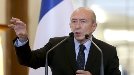 Gérard Collomb, le ministre de l'Intérieur, à Tirana (Albanie), le 15 décembre 2017. (GENT SHKULLAKU / AFP)