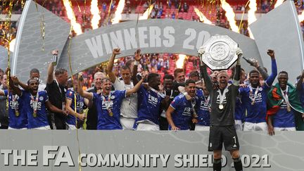 Leicester a remporté le Community Shield face à Manchester City. (ADRIAN DENNIS / AFP)