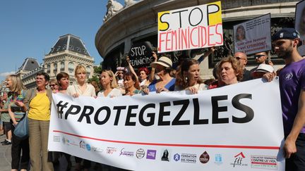 Une manifestation contre les violences faites aux femmes, place de la République, à Paris, le 6 juillet 2019. (MAXPPP)