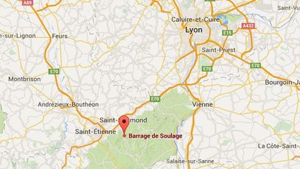 Le corps a &eacute;t&eacute; retrouv&eacute; sur le barrage de Soulage, dans la Loire. ( GOOGLE MAPS / FRANCETV INFO )