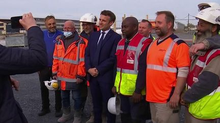 Présidentielle 2022 : Emmanuel Macron en campagne dans le Nord.
&nbsp; (FRANCEINFO)