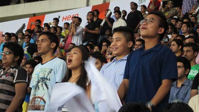 &nbsp; (Spectateurs pendant le match Delhi Pune © Radio France / Sébastien Farcis)