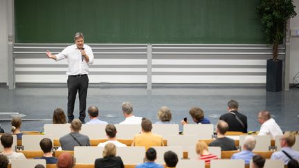 Les étudiants de première année de l'université de UC San Diego vont devoir suivre un cours obligatoire autour du climat (photo d'illustration). (SEBASTIAN GOLLNOW / DPA)