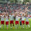 Les joueurs du RB Leipzig fêtent leur victoire contre Fribourg, en Bundesliga, le 27 août 2017. (SEBASTIAN KAHNERT / DPA)