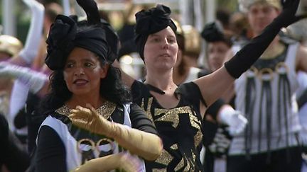 Répétition du défilé de la Biennale de la Danse de Lyon
 (France 3 / Culturebox)