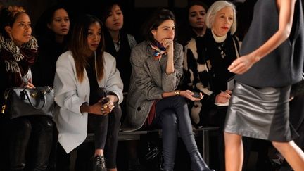 La blogueuse Leandra Medine au défilé Sally la pointe pap ah 2014-15, à New York
 (STEPHEN LOVEKIN / GETTY IMAGES NORTH AMERICA / AFP)