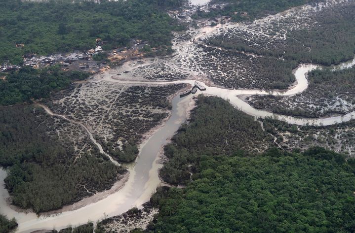 Vue aérienne du delta du Niger, à Port Harcourt (Nigeria), où l'on peut apercevoir des déversements de pétrole. Photo prise le 1er août 2018. (REUTERS - RON BOUSSO / X04545)