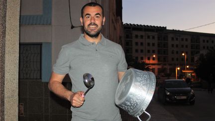 L'activiste marocain,&nbsp;Nasser Zefzafi, lors d'une contestatioon, le 6 mai 2017, à&nbsp;al-Hoceima. (MOHAMED EL-ASRIHI / AFP)