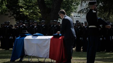 Lot-et-Garonne : un dernier hommage à la gendarme Mélanie Lemée dans la ville d'Aiguillon