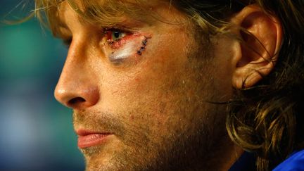 FRANCE-ROUMANIE. Le capitaine des Bleus, Dimitri Szarzewski, répond aux questions des journalistes après le match, le 23 septembre 2015. (CHRIS LEE / GETTY IMAGES)