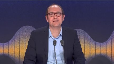 Victor Matet reçoit Les informés de franceinfo. (Radio France)