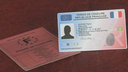 &nbsp; (Le permis de conduire en 45 jours, c'est l'objectif du ministre de l'Intérieur © MaxPPP)