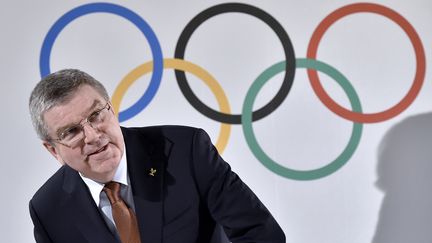 Le président du Comité olympique international, Thomas Bach, lors d'une conférence de presse à Lausanne (Suisse), le 2 mars 2016. (FABRICE COFFRINI / AFP)