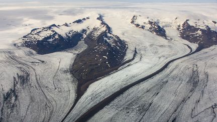 Montagne : une randonnée enneigée sur le glacier de la Grande Motte